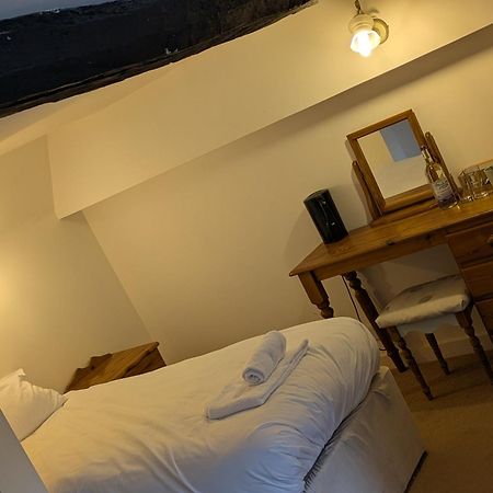Отель Chalk Farm Ldc Истбурн Экстерьер фото