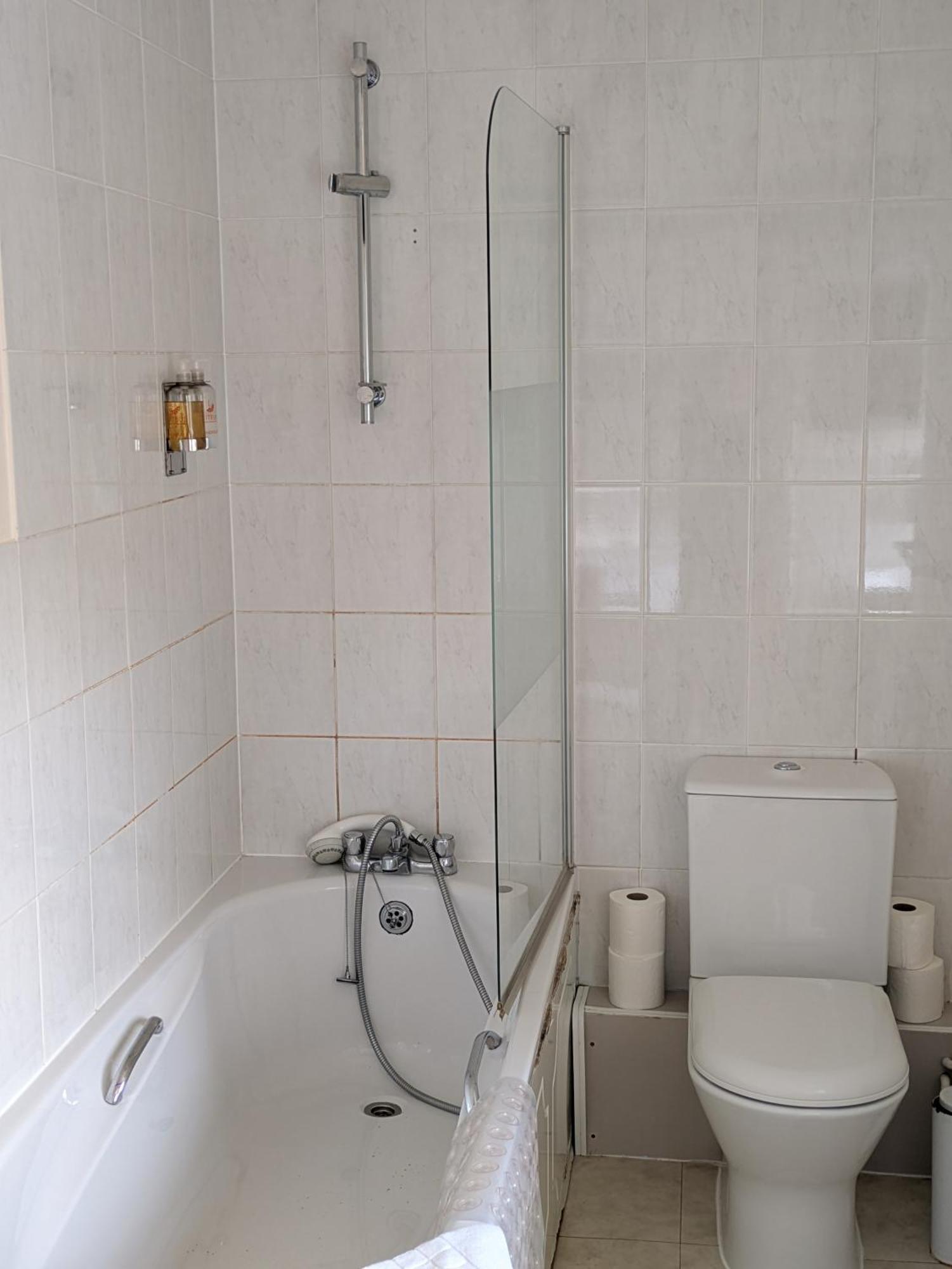 Отель Chalk Farm Ldc Истбурн Экстерьер фото