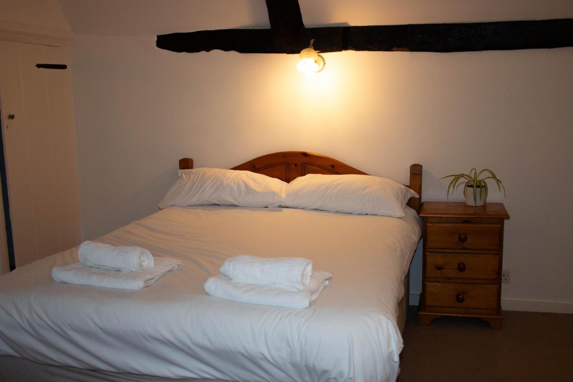 Отель Chalk Farm Ldc Истбурн Экстерьер фото
