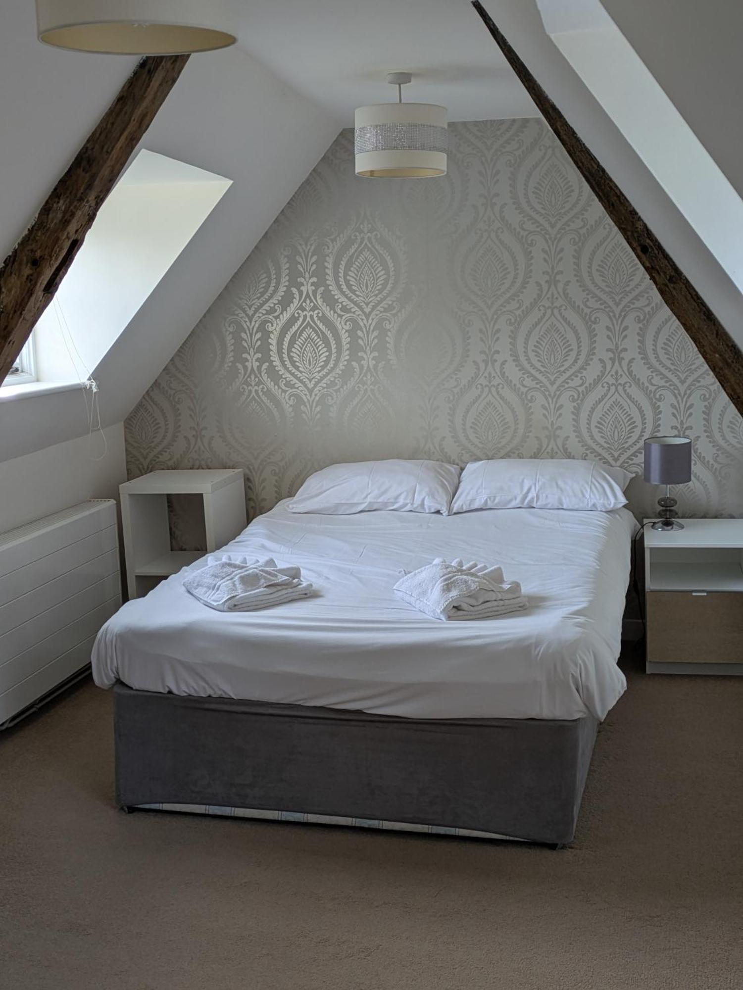 Отель Chalk Farm Ldc Истбурн Экстерьер фото