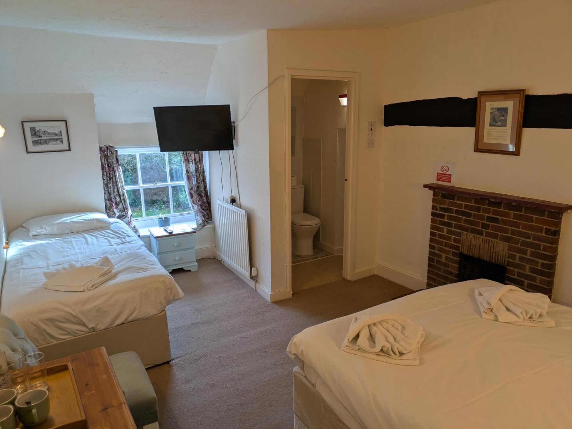 Отель Chalk Farm Ldc Истбурн Экстерьер фото
